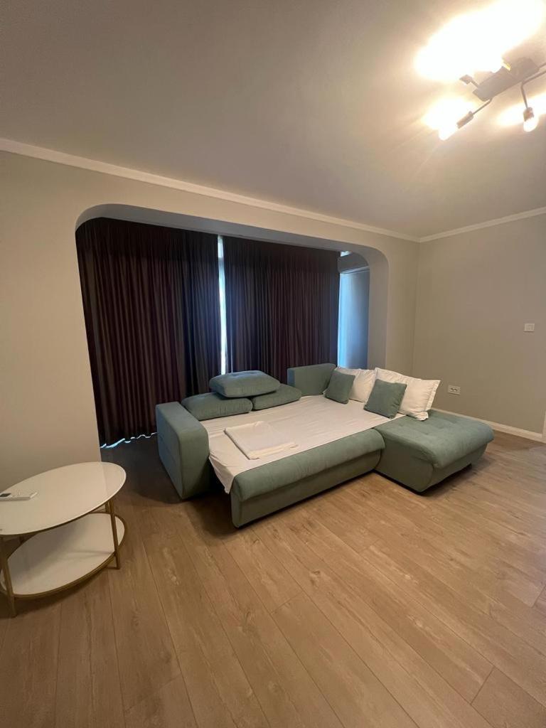 Apart Central Orşova Екстериор снимка